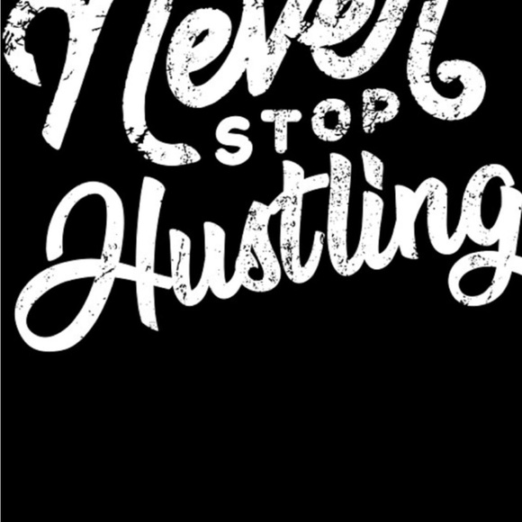 Meet your Posher, Jackie - Picture 3 of 3